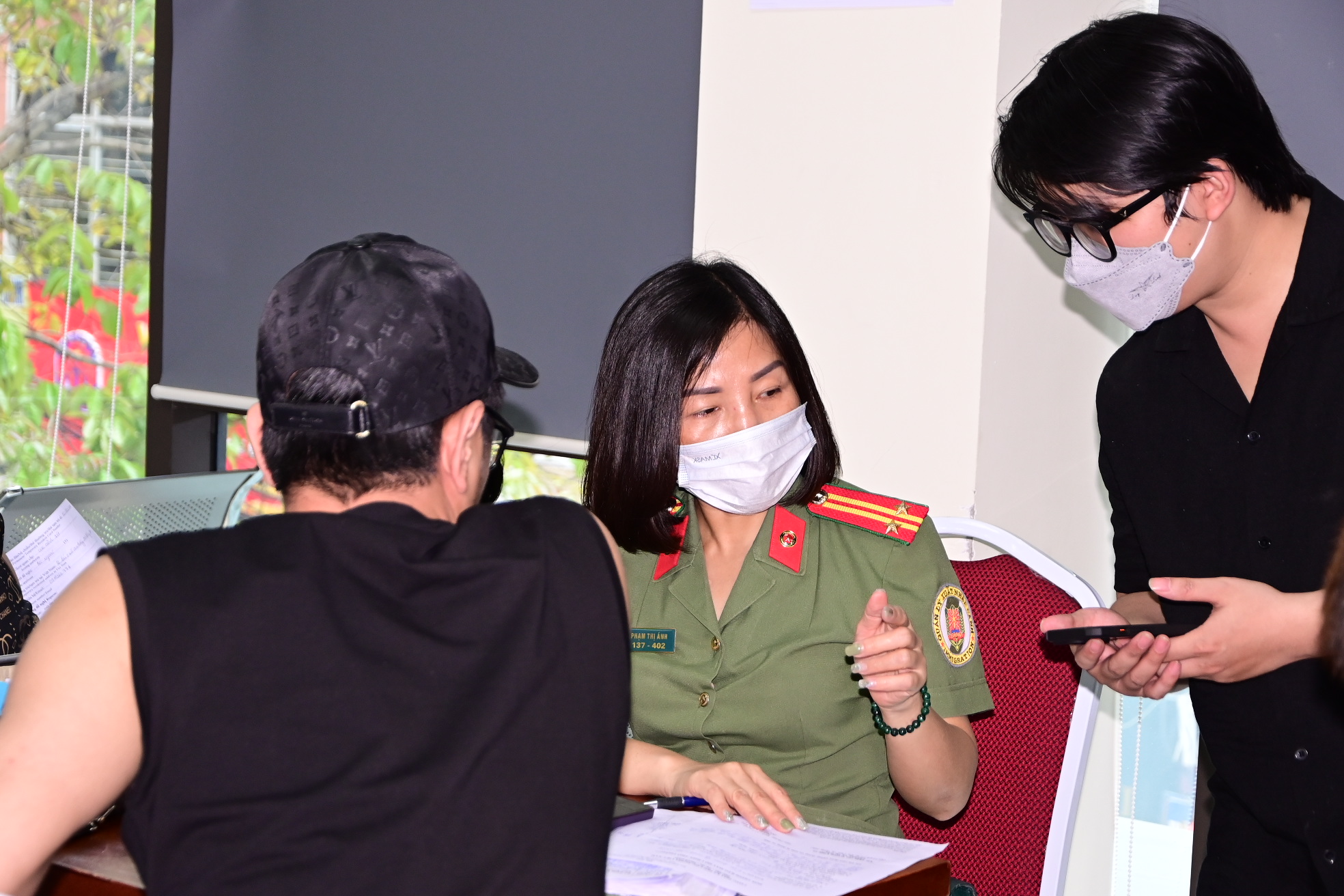 Phòng Quản lý xuất nhập cảnh CATP: Tiếp nhận gần 20.000 hồ sơ cấp hộ chiếu mức độ 4